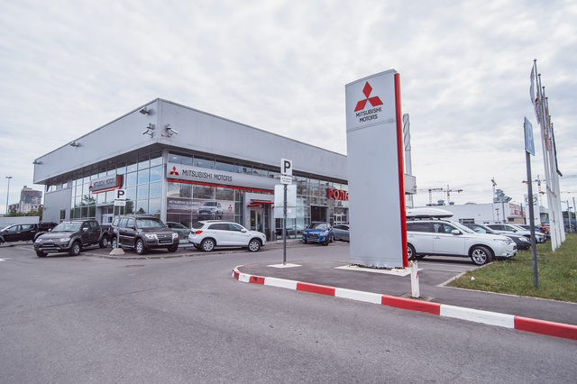 РОЛЬФ Лахта mitsubishi
